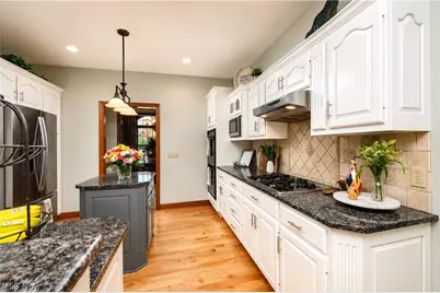 923 Mesa Verde Drive, Barberton, OH 44203 - Photo 23