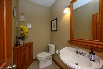 923 Mesa Verde Drive, Barberton, OH 44203 - Photo 41