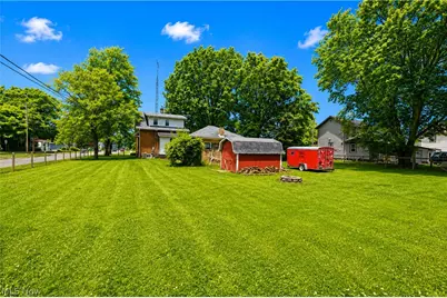 139 East Avenue NE, Tuscarawas, OH 44682 - Photo 7