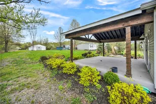 34300 Cooley Rd, Columbia Station, OH 44028 - Photo 5