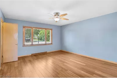 294 S Bayshore Drive, Columbiana, OH 44408 - Photo 33