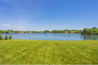 294 S Bayshore Drive, Columbiana, OH 44408 - Photo 13