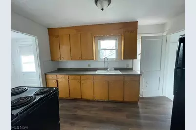 838 10th Street NE, Massillon, OH 44646 - Photo 11