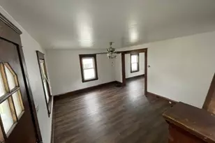 838 10th St NE, Massillon, OH 44646 - Photo 5