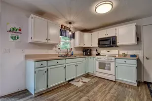 203 Prospect St, Baltic, OH 43804 - Photo 9