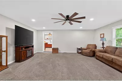 2480 Deerford Avenue SW, Massillon, OH 44647 - Photo 15