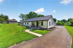 2480 Deerford Ave SW, Massillon, OH 44647 - Photo 3