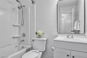 130 Graybark Ln, Amherst, OH 44001 - Photo 25