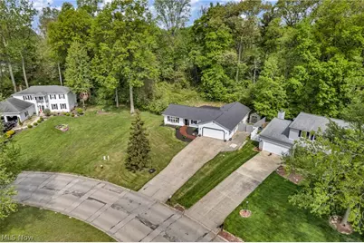130 Graybark Lane, Amherst, OH 44001 - Photo 5