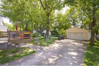 1724 Wiltshire Road, Akron, OH 44313 - Photo 31