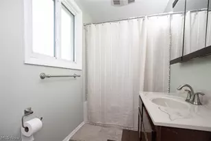1724 Wiltshire Rd, Akron, OH 44313 - Photo 17