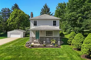 327 Sewell Ave, Akron, OH 44319 - Photo 3