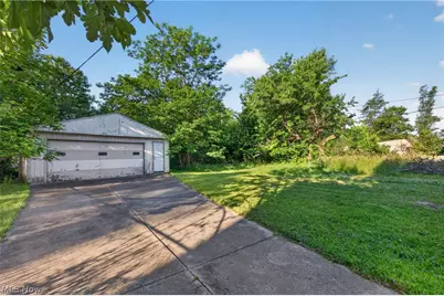 11312 Dove Avenue, Loveland, OH 44105 - Photo 9