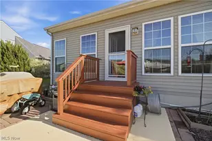 3932 Courtyard Dr, Lorain, OH 44053 - Photo 17