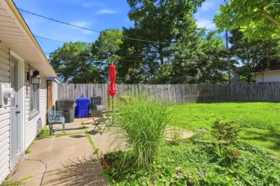 1757 Windsor Street, Cuyahoga Falls, OH 44221 - Photo 31