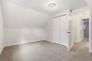 1757 Windsor St, Cuyahoga Falls, OH 44221 - Photo 25