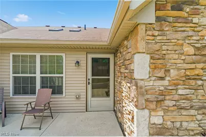 3038 Mahogany Run Circle NW, North Canton, OH 44720 - Photo 5