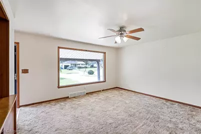 961 Adrian Circle, Girard, OH 44420 - Photo 7