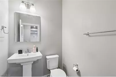 3207 Boettler Street NE, Canton, OH 44721 - Photo 15