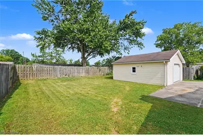 9040 Cambridge Drive, Northfield, OH 44067 - Photo 31