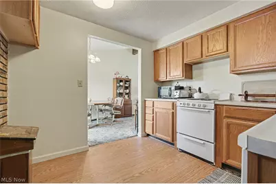 9040 Cambridge Drive, Northfield, OH 44067 - Photo 11