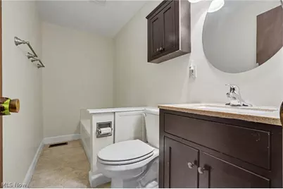 9040 Cambridge Drive, Northfield, OH 44067 - Photo 17