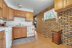 9040 Cambridge Dr, Northfield, OH 44067 - Photo 9