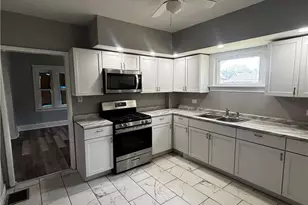 685 E 131st St, Loveland, OH 44108 - Photo 7