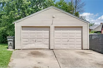 139 N Hazelwood Avenue, Youngstown, OH 44509 - Photo 7