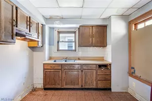 139 N Hazelwood Ave, Youngstown, OH 44509 - Photo 19