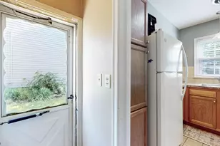 2548 23rd St, Cuyahoga Falls, OH 44223 - Photo 17