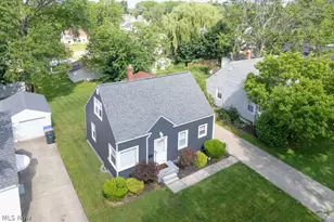 2548 23rd St, Cuyahoga Falls, OH 44223 - Photo 3