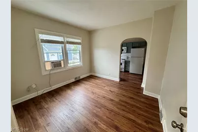 246 5th Street NW, Barberton, OH 44203 - Photo 7