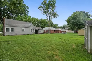 1042 Kingsway St, Alliance, OH 44601 - Photo 27