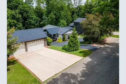 229 Green Valley Drive, Howard, OH 43028 - Photo 3