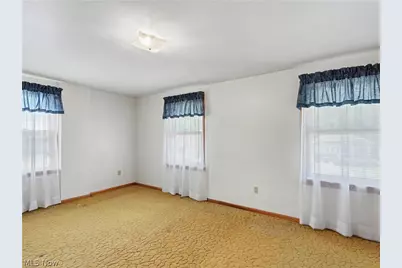 1177 Linden Avenue, Akron, OH 44310 - Photo 9