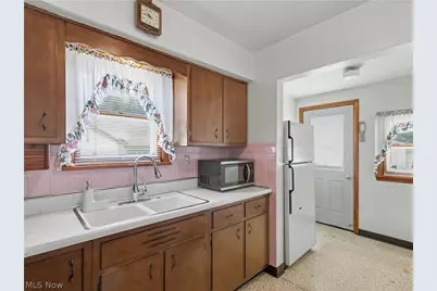 1177 Linden Avenue, Akron, OH 44310 - Photo 7