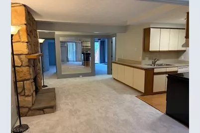 1611 Treetop Trail #B, Akron, OH 44313 - Photo 3
