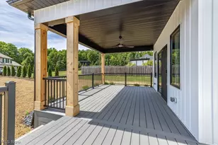 245 Somerset Dr, Hinckley, OH 44233 - Photo 43