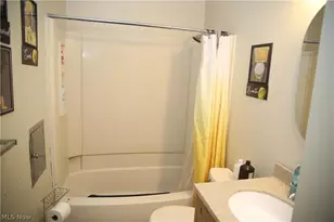 1258 Vane Ave, Akron, OH 44310 - Photo 9