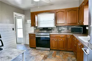 190 Kenmore Ave SE, Warren, OH 44483 - Photo 15
