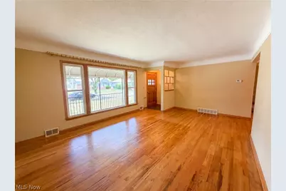 4406 Urban Drive, Loveland, OH 44121 - Photo 3