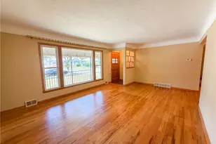4406 Urban Dr, Loveland, OH 44121 - Photo 3