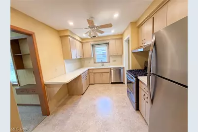 4406 Urban Drive, Loveland, OH 44121 - Photo 15