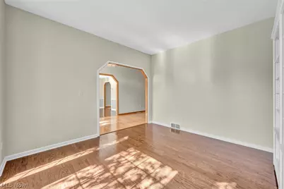 7397 Cherry Hill Lane, Grandview Heights, OH 44147 - Photo 25