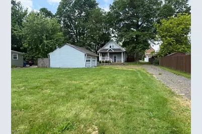 1536 Hiram Avenue, Niles, OH 44446 - Photo 3