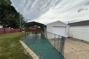 1606 36th St NE, Canton, OH 44714 - Photo 5
