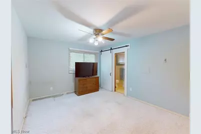 2068 Green Road, Madison, OH 44057 - Photo 23
