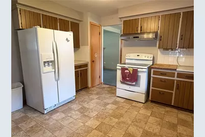 330 Weber Avenue NE, North Canton, OH 44720 - Photo 11