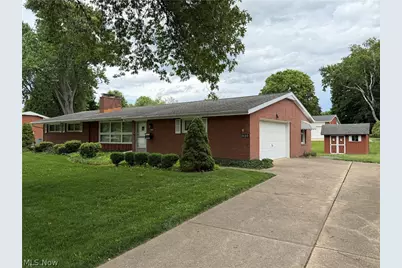 330 Weber Avenue NE, North Canton, OH 44720 - Photo 3